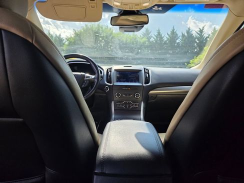 Used 2020 Ford Edge SEL w/ Convenience Package AWD/4WD image 23