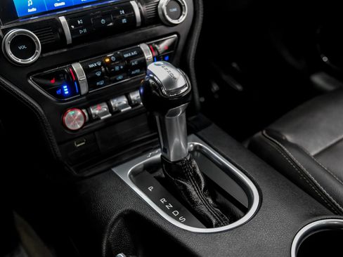 Used 2020 Ford Mustang Premium RWD image 26