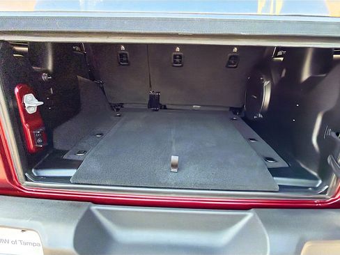 Used 2021 Jeep Wrangler Unlimited Islander AWD/4WD image 11