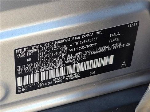 Used 2021 Toyota RAV4 XLE FWD image 17