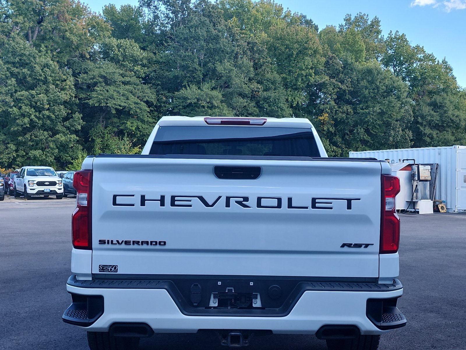 Used 2022 Chevrolet Silverado 1500 RST w/ Redline Edition AWD/4WD image 4