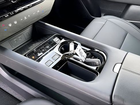 Used 2025 Nissan Murano SV image 19