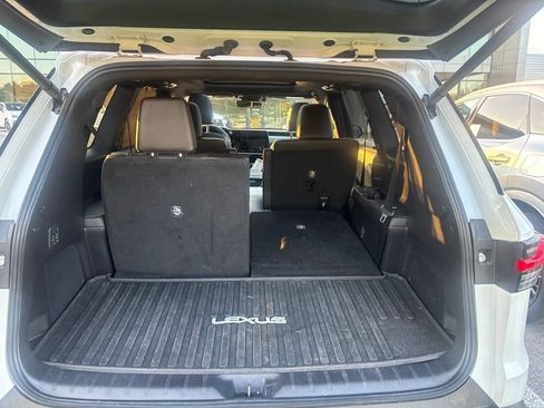 Used 2024 Lexus TX 350 AWD w/ Captains Chair Package image 15