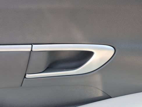 Used 2025 Hyundai Sonata SEL FWD image 27