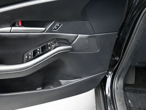 Certified 2024 MAZDA CX-30 AWD 2.5 S w/ Select Sport Pkg image 18