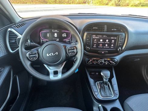 Used 2024 Kia Soul LX w/ Option Group 015 image 23