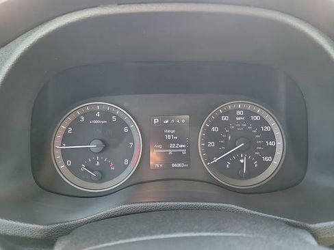 Used 2018 Hyundai Tucson Value w/ Cargo Package image 18