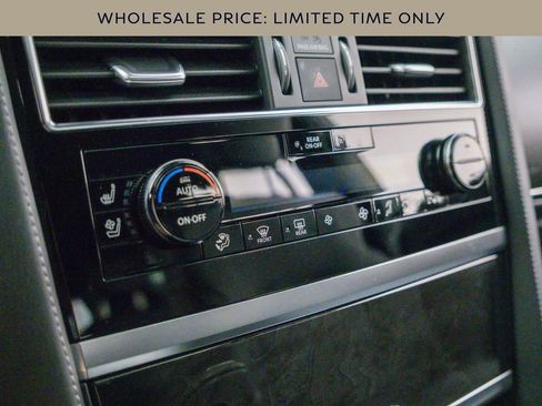 Used 2024 INFINITI QX80 Sensory AWD/4WD image 29