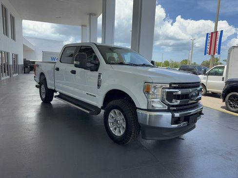 Certified 2022 Ford F250 XL w/ STX Appearance Package AWD/4WD image 4