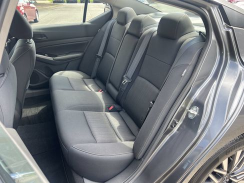 Certified 2023 Nissan Altima 2.5 SV FWD image 17