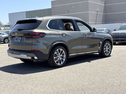 Used 2026 BMW X5 sDrive40i w/ Premium Package RWD image 6