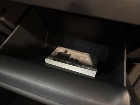 Used 2022 Chevrolet Blazer LT image 36