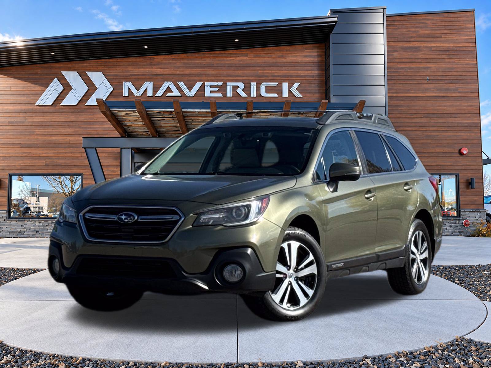Used 2019 Subaru Outback 2.5i Limited AWD/4WD image 3