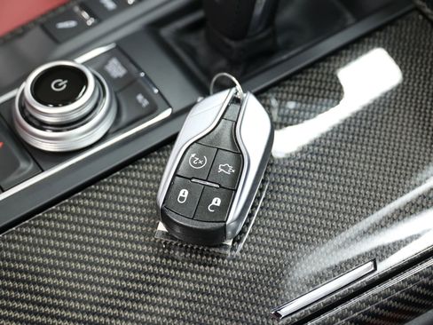 Used 2021 Maserati Levante GTS AWD/4WD image 5