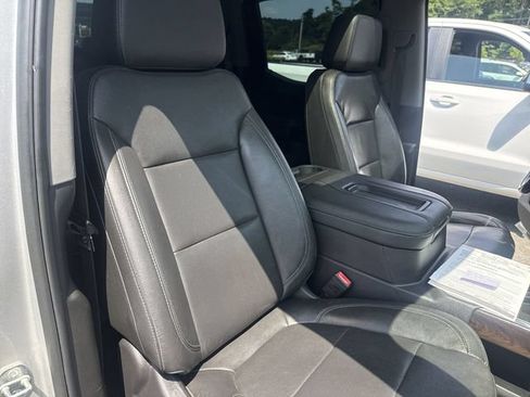 Used 2019 GMC Sierra 1500 SLT w/ SLT Premium Plus Package AWD/4WD image 29