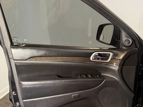 Used 2016 Jeep Grand Cherokee High Altitude image 12