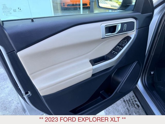 Used 2023 Ford Explorer XLT w/ Class IV Trailer Tow Package AWD/4WD image 9