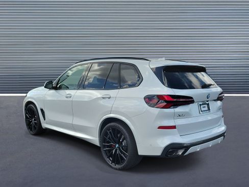 New 2026 BMW X5 xDrive40i w/ Executive Package AWD/4WD image 4