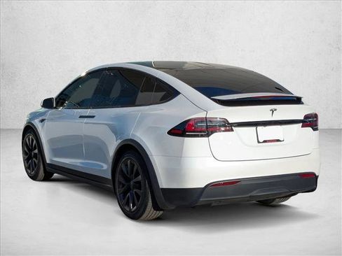 Used 2022 Tesla Model X image 8