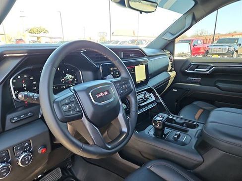 Used 2024 GMC Sierra 1500 AT4 w/ Technology Package image 13