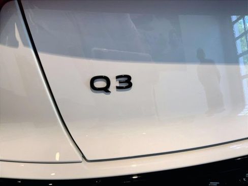 New 2026 Audi Q3 quattro 2.0T AWD/4WD image 10