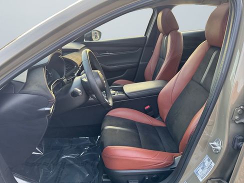 Used 2024 MAZDA MAZDA3 s image 9