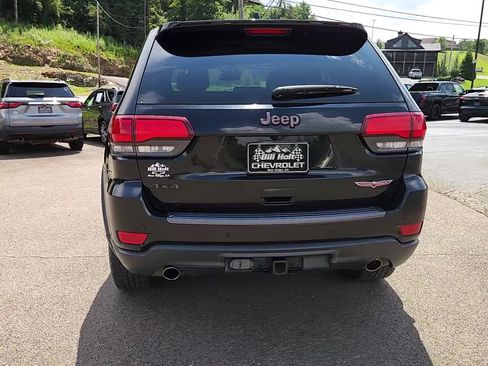 Used 2019 Jeep Grand Cherokee Trailhawk w/ Trailhawk Luxury Group image 19