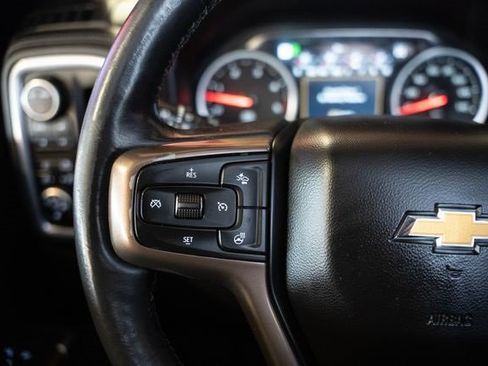 Used 2022 Chevrolet Silverado 2500 High Country w/ Technology Package image 17