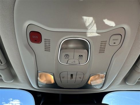 Used 2023 Jeep Renegade Limited w/ Sun/Sound Group image 26