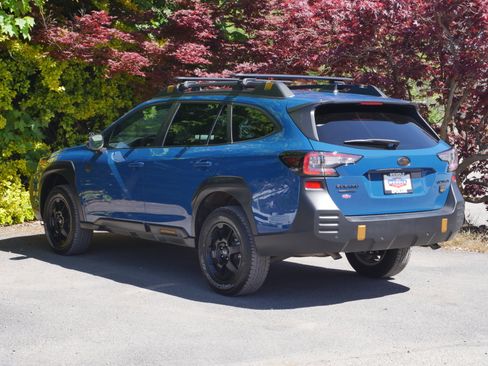 Used 2025 Subaru Outback Wilderness AWD/4WD image 19