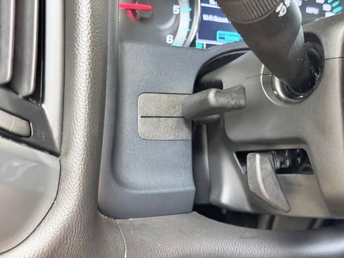 Used 2018 Chevrolet Silverado 1500 LT w/ All Star Edition AWD/4WD image 37