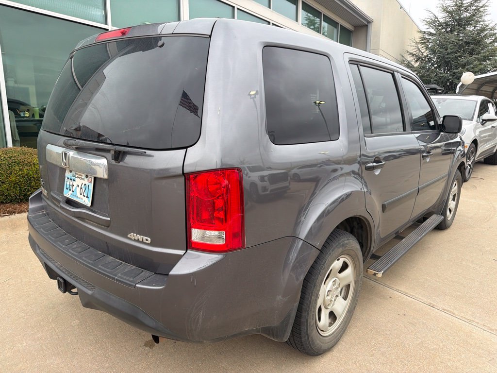 Used 2015 Honda Pilot LX image 4