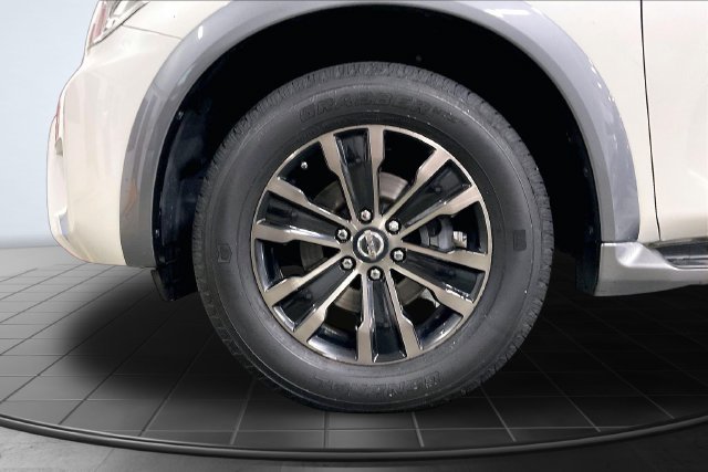 Used 2018 Nissan Armada Platinum w/ Captain Seat Package AWD/4WD image 9