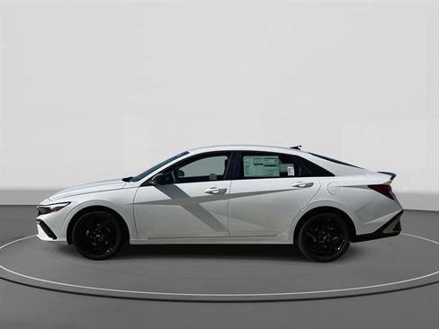 New 2026 Hyundai Elantra Sport image 3