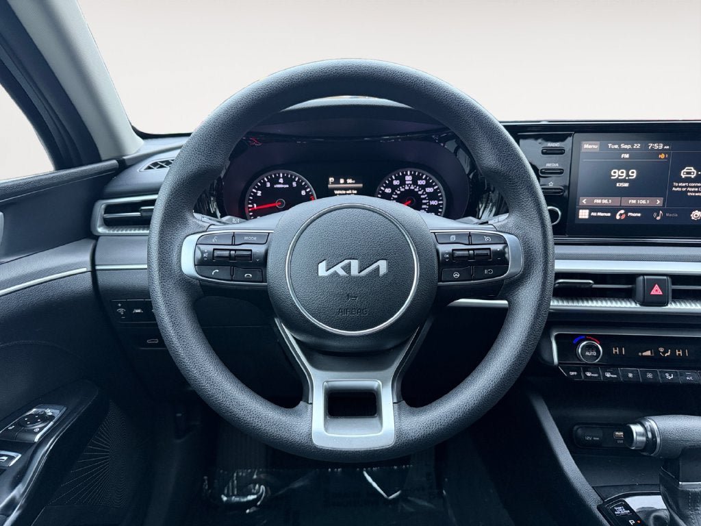 Used 2022 Kia K5 LXS FWD image 14