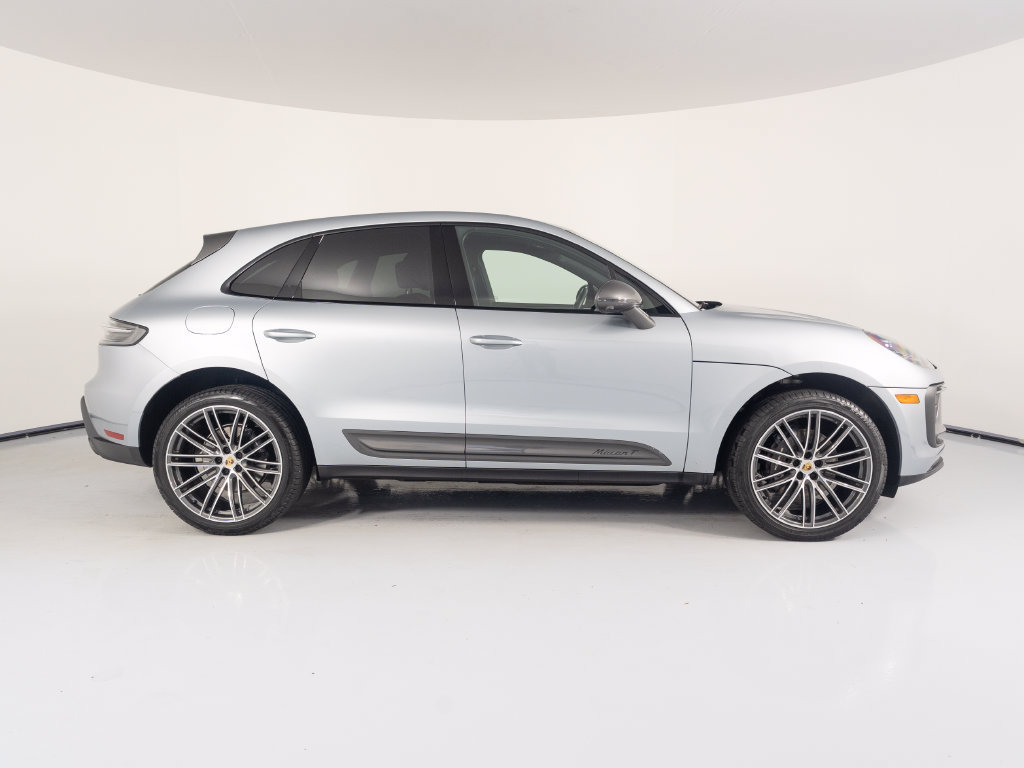 Certified 2026 Porsche Macan Turbo AWD/4WD image 12