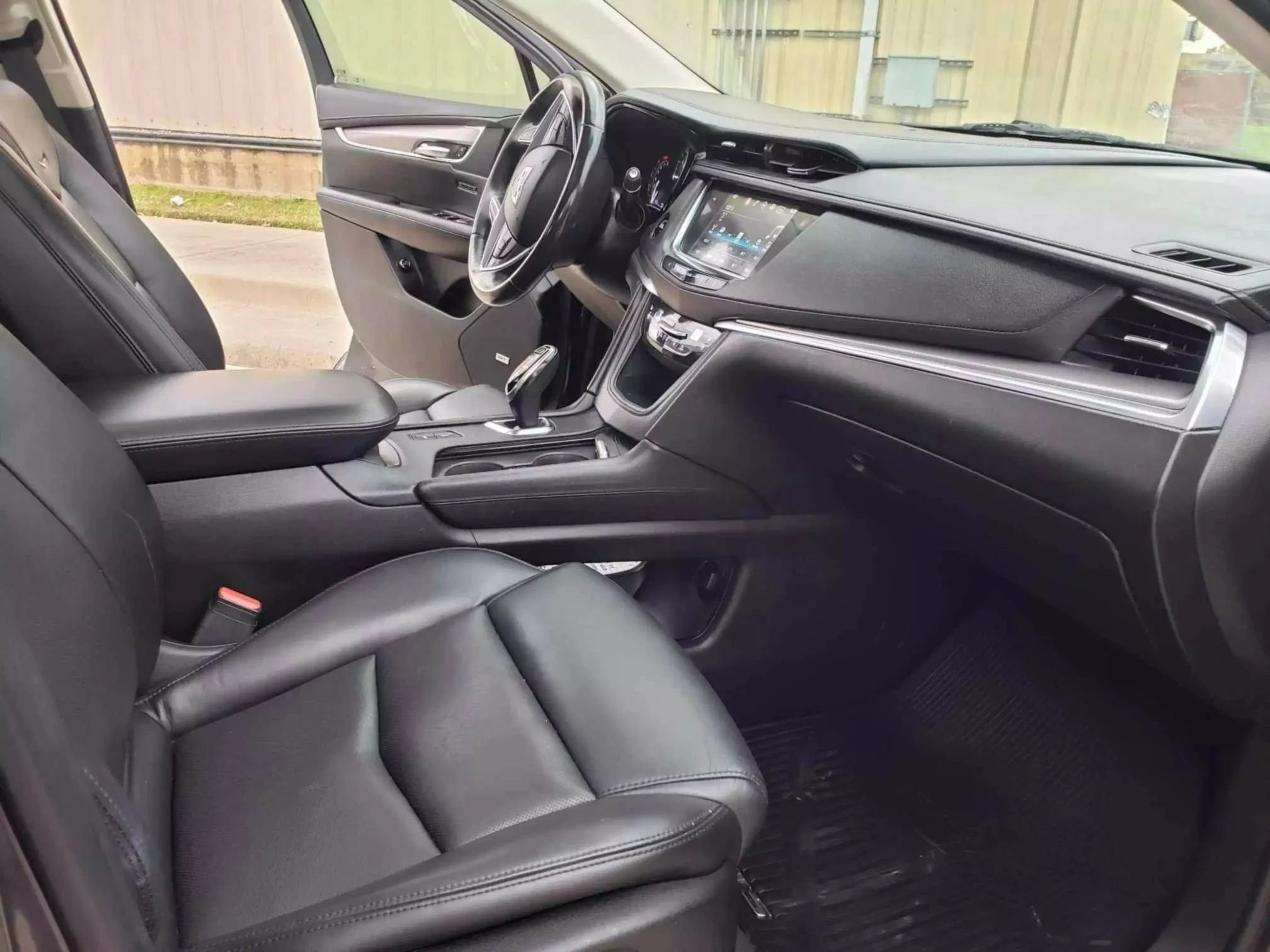 Used 2018 Cadillac XT5 Premium Luxury FWD image 20