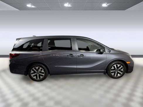 Used 2025 Honda Odyssey EX-L image 8