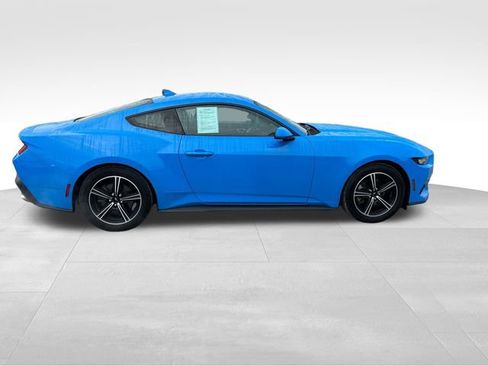 Used 2024 Ford Mustang Coupe image 6