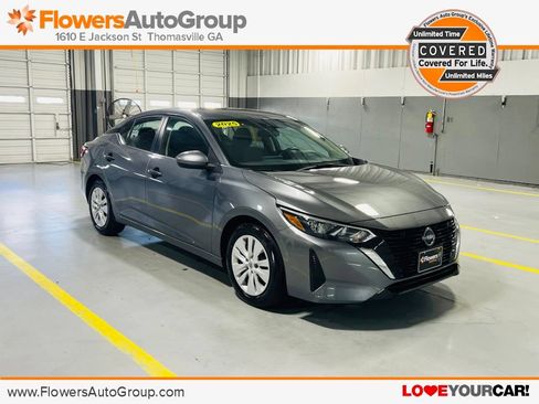Used 2025 Nissan Sentra S FWD image 1