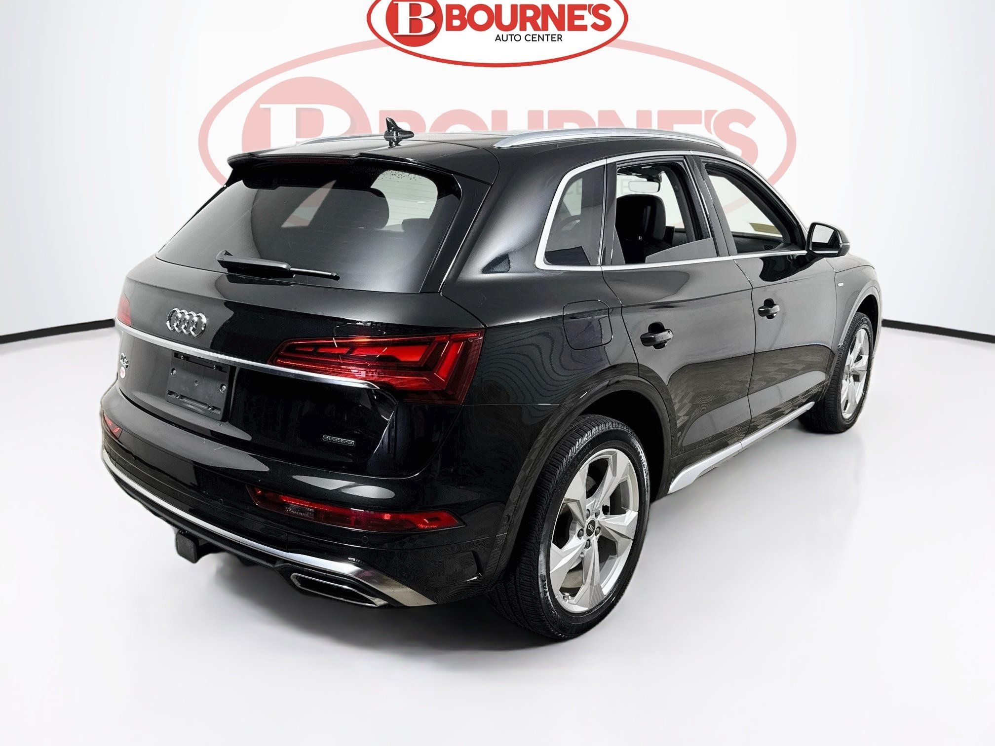Used 2023 Audi Q5 2.0T Prestige w/ Prestige Package AWD/4WD image 11