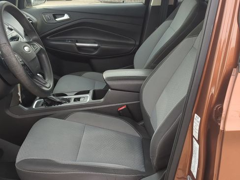 Used 2017 Ford Escape SE AWD/4WD image 19