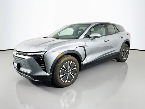 New 2026 Chevrolet Blazer EV LT FWD image 3