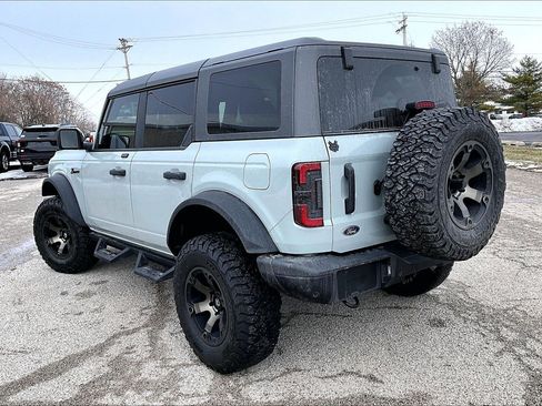 Used 2024 Ford Bronco Black Diamond image 5