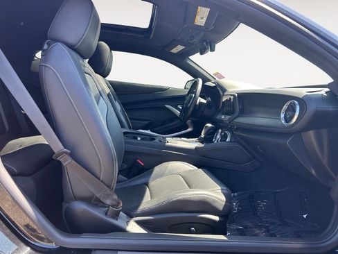 Used 2018 Chevrolet Camaro SS RWD image 25