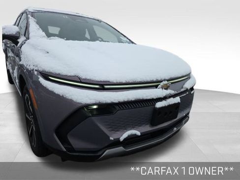 Used 2025 Chevrolet Equinox EV LT w/ Convenience Package image 2