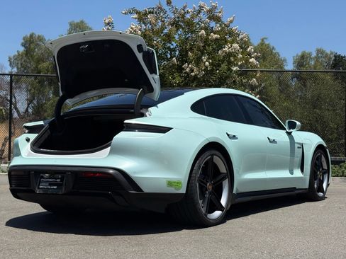 Certified 2023 Porsche Taycan GTS AWD/4WD image 33