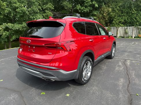 Used 2023 Hyundai Santa Fe SEL w/ Premium Package AWD/4WD image 3