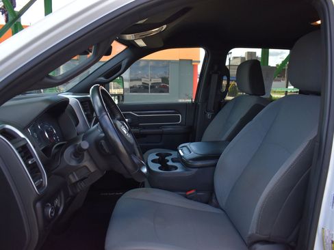 Certified 2024 RAM 2500 Big Horn AWD/4WD image 15