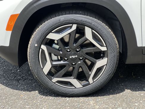 New 2026 Kia Seltos SX w/ SX Sunroof Package AWD/4WD image 17